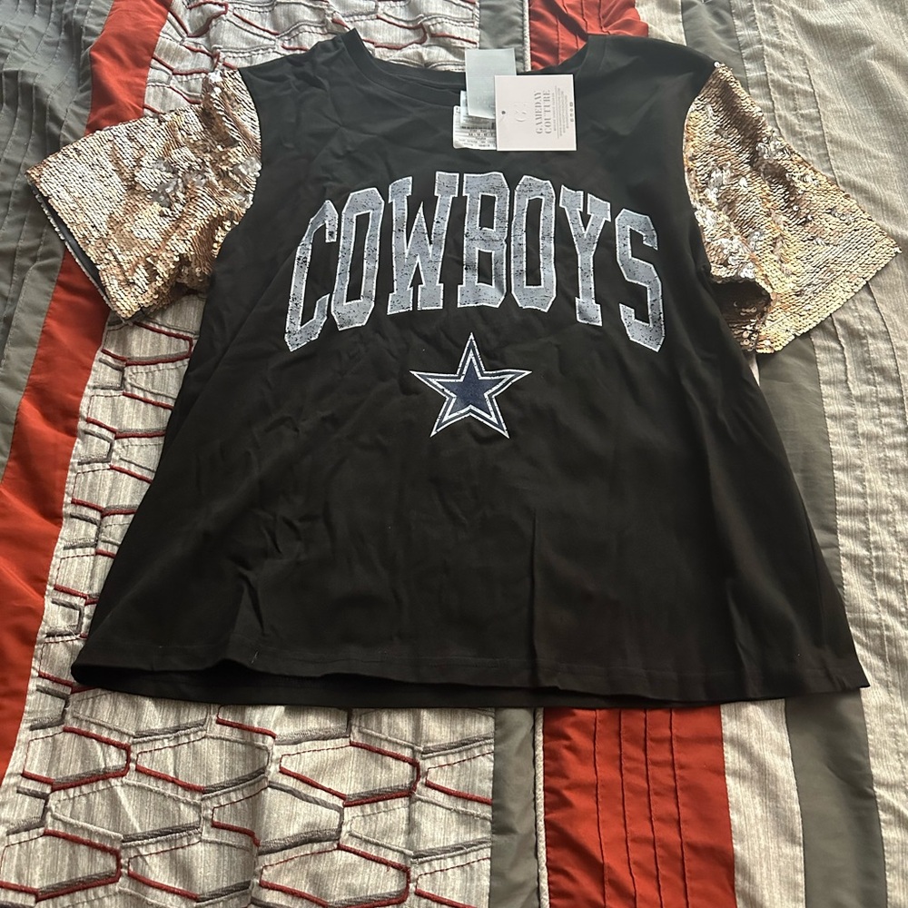 Cowboys Shirt with Gold and Black Design